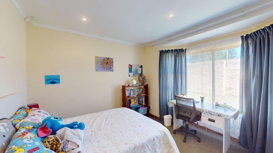 3 Bedroom Property for Sale in Summerstrand Eastern Cape